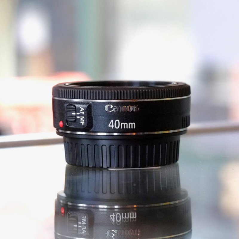 Canon EF 40mm f2.8 STM