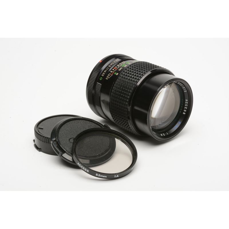 Access 135mm F2.8 P-MC Portrait lens for Canon FD mount, caps+UV