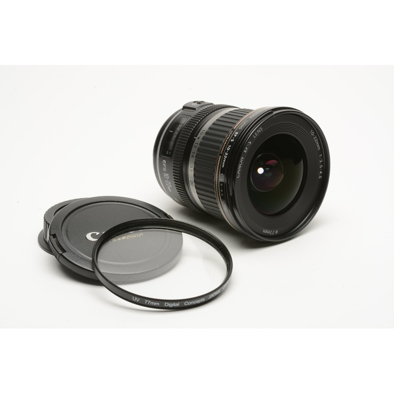 Canon EF-S 10-22mm f3.5-4.5  USM zoom lens, caps + UV filter