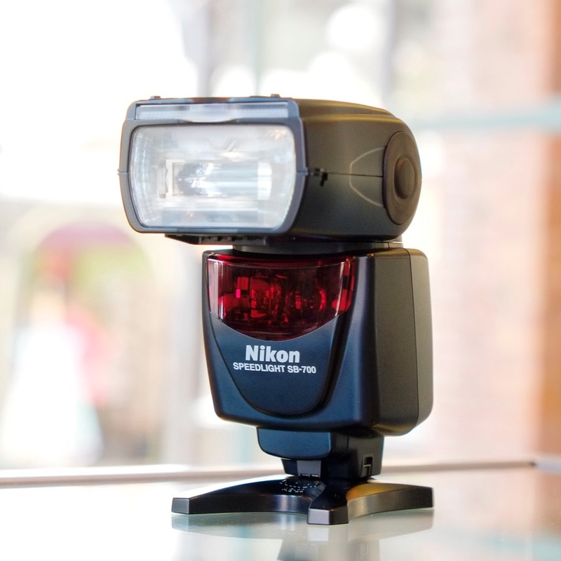 Nikon SB-700