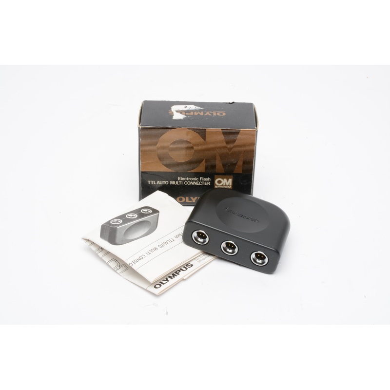 Olympus OM System TTL Auto Multi Connecter 3-way multi flash cord adapter NIB