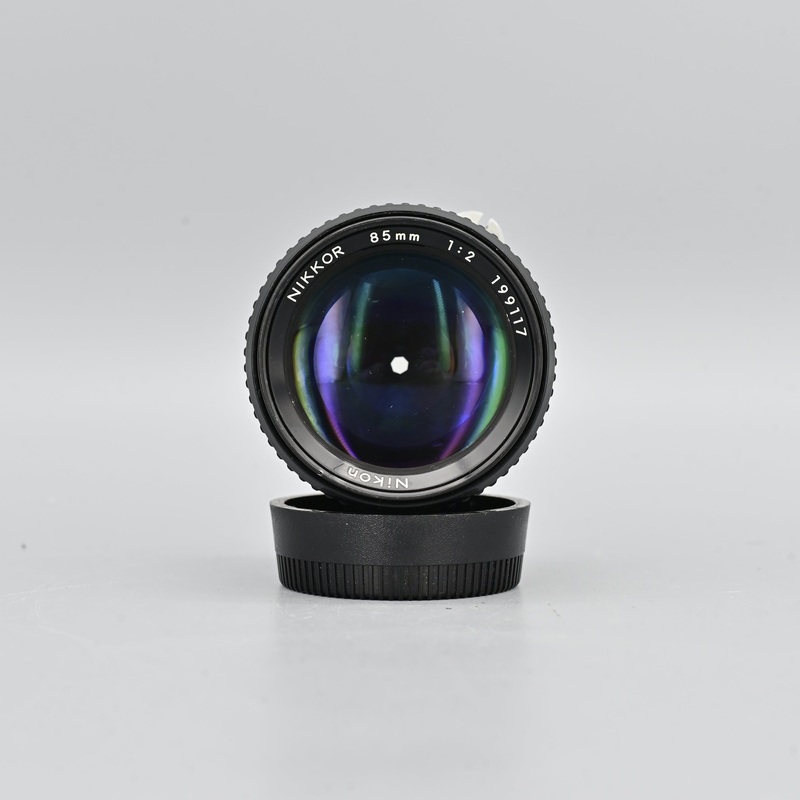 Nikon Ai 85mm F2 Lens.