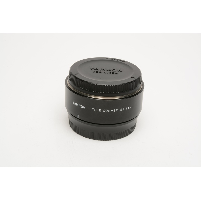 Tamron 1.4x Teleconverter TC-X14N for Nikon F mount Mint- w/Caps