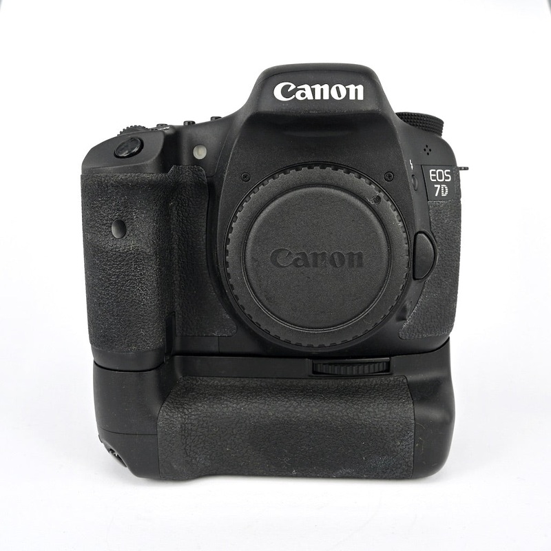 Used Canon EOS 7D Digital SLR Camera