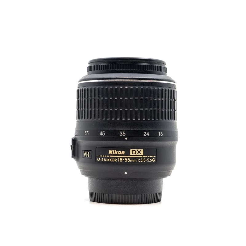Nikon AF-S DX Nikkor 18-55mm f/3.5-5.6G VR