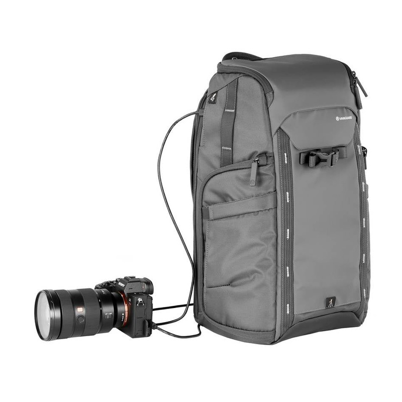 Vanguard VEO adaptor R48 GY Backpack with USB Port – Rear Access