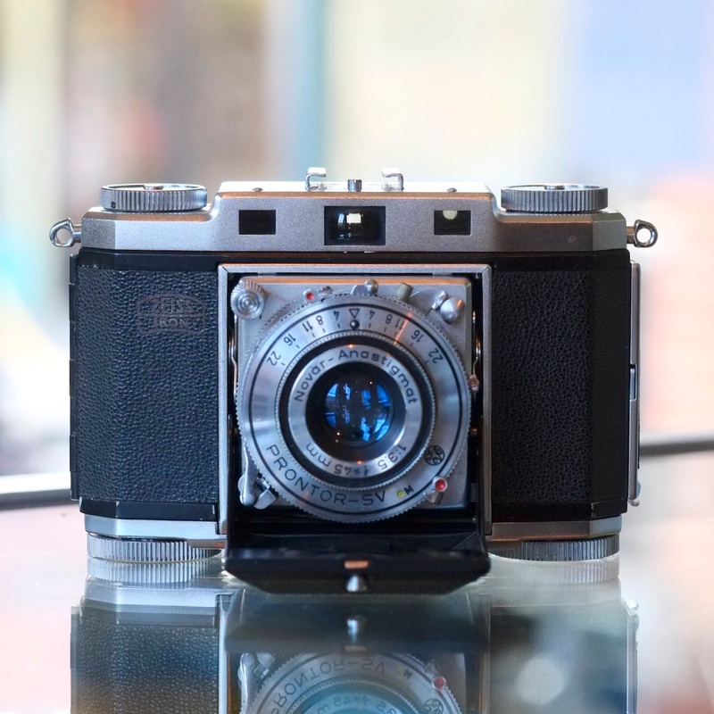 Zeiss Ikon Contina 524/24