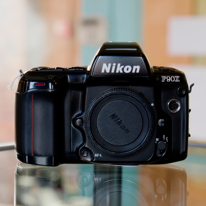 Nikon F90X