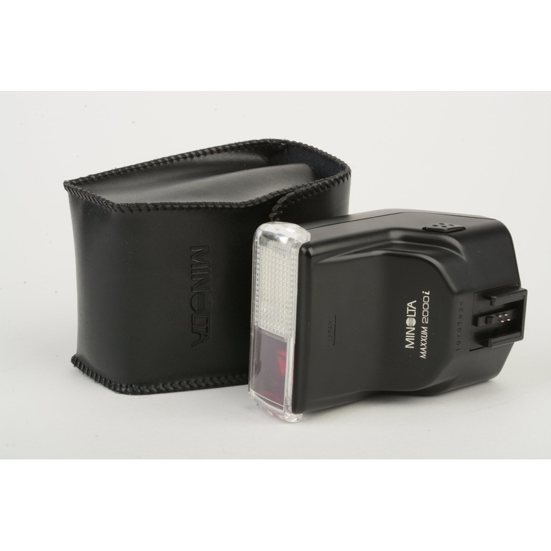 Minolta Maxxum 2000i Compact flash w/Case+Diffuser, Very clean