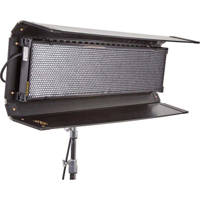 Kino Flo FreeStyle 31 LED Fixture – CFX-F31
