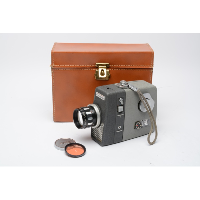 Elmo 8-S Zoom auto eye 8mm Movie camera, filter, case, manual, tested, works!