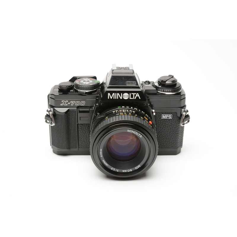 Minolta X700 35mm SLR w/50mm f1.7 lens, strap, manual, good seals, Great!