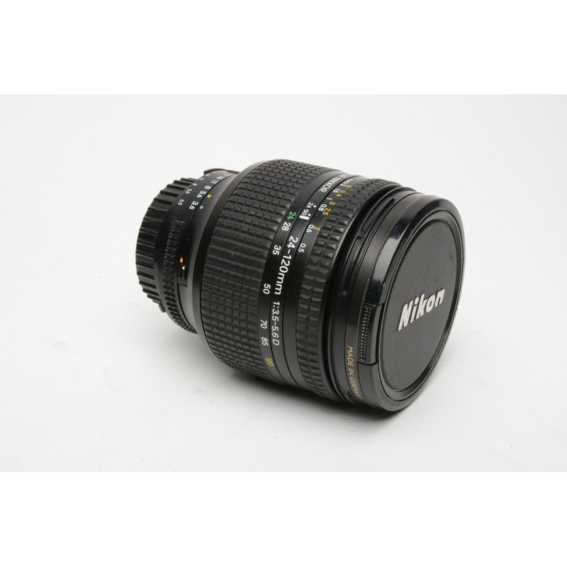 Nikon AF Zoom-Nikkor 24-120mm f3.5-5.6D zoom lens, caps, Nice + B+W UV!
