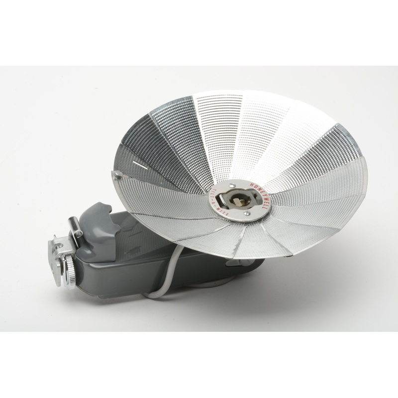 Honeywell Tilt-A-Mite flash reflector in case, nice & clean