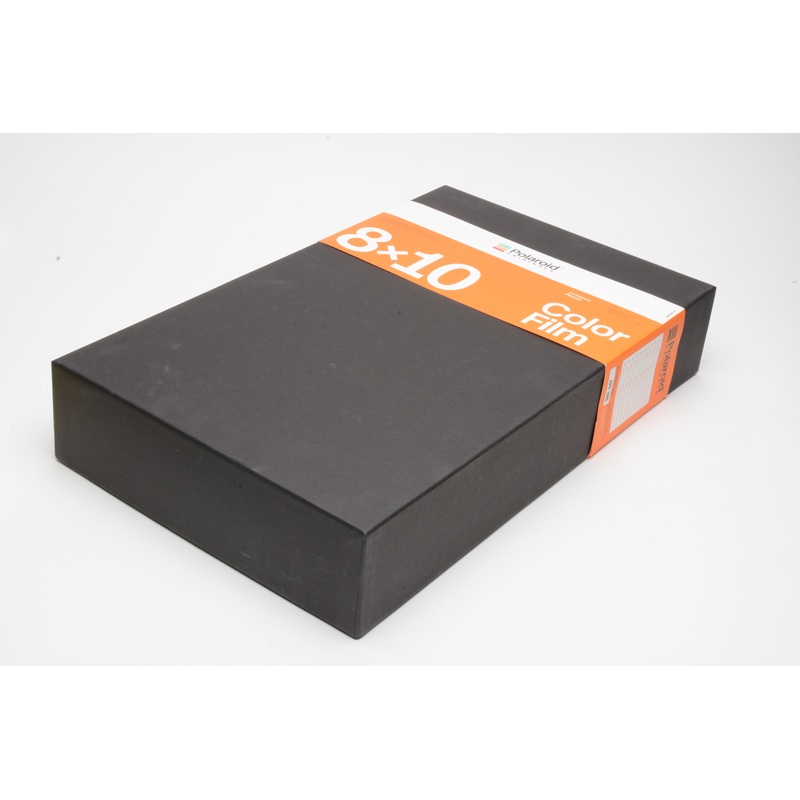 Polaroid 8×10 color film 10 photos – April 2019 production / refrigerated / Sealed