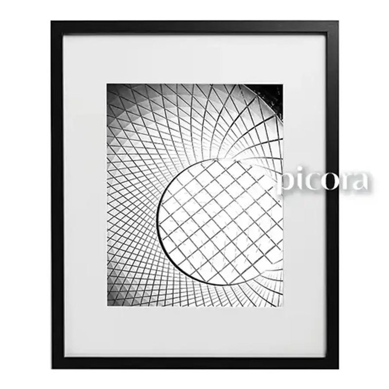 Picora Arte Floating Frame 16R matted to 11R Black