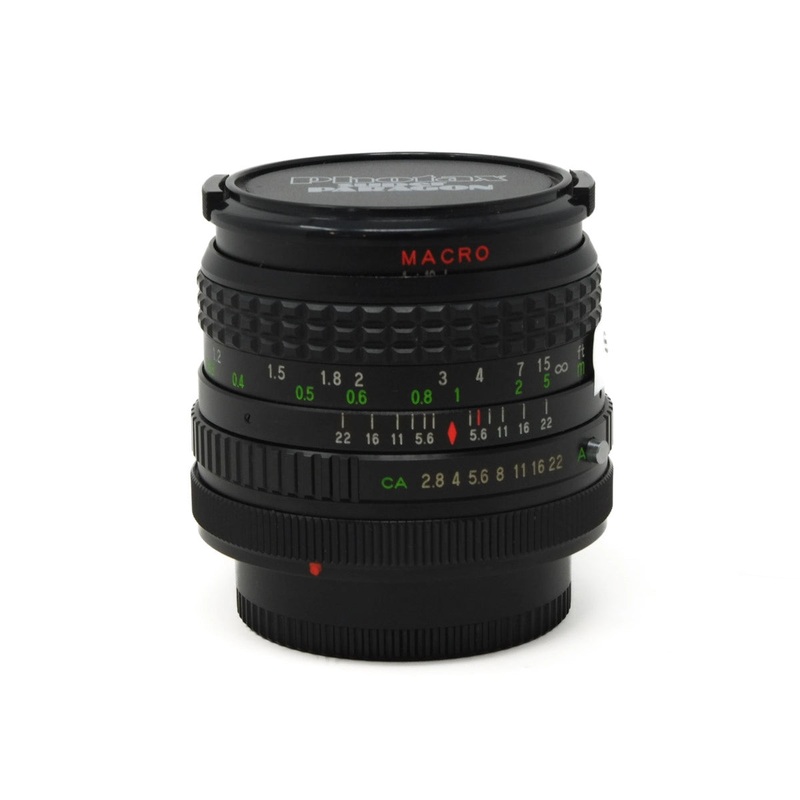Used Super Paragon 28mm F2.8 PMC II wide angle lens for Canon Film cameras FD (SH43361)