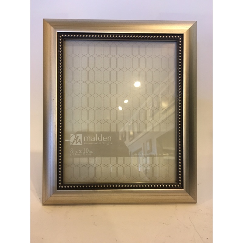 Malden 8×10 Champagne Bead