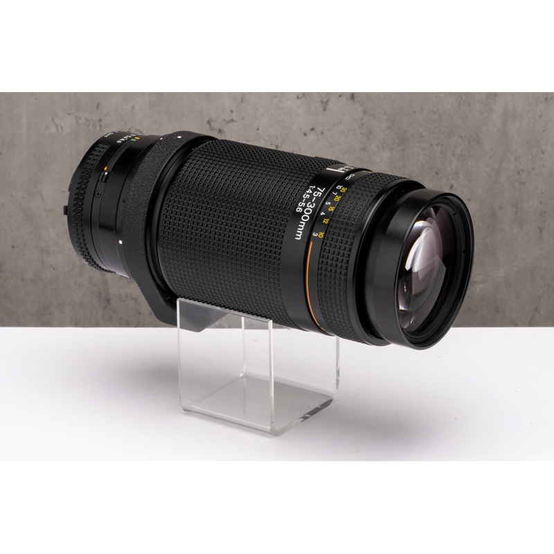 Used Nikon AF 75-300mm f/4.5-5.6