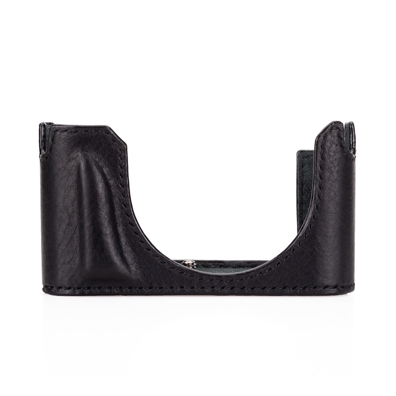 Arte di Mano Half Case for Leica D-Lux 8 – Rally Black with Black Stitching