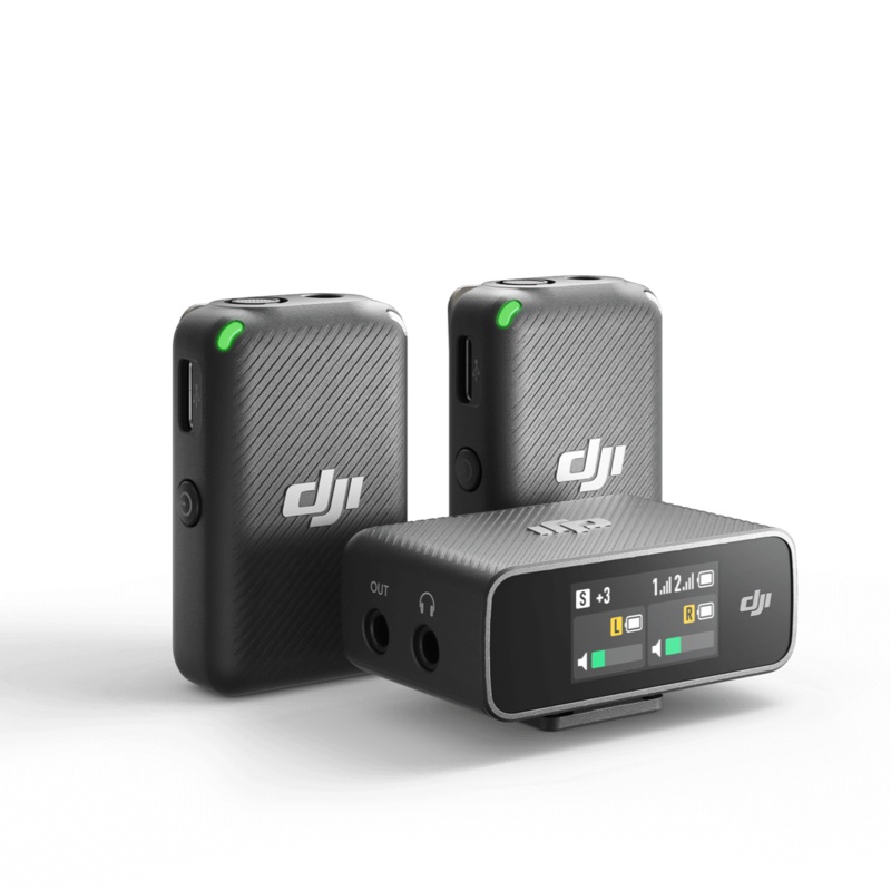 DJI Mic Wireless Microphone Kit – (2Tx + 1Rx) Includes 2 Transmitters, 1 Receiver and Charging Case