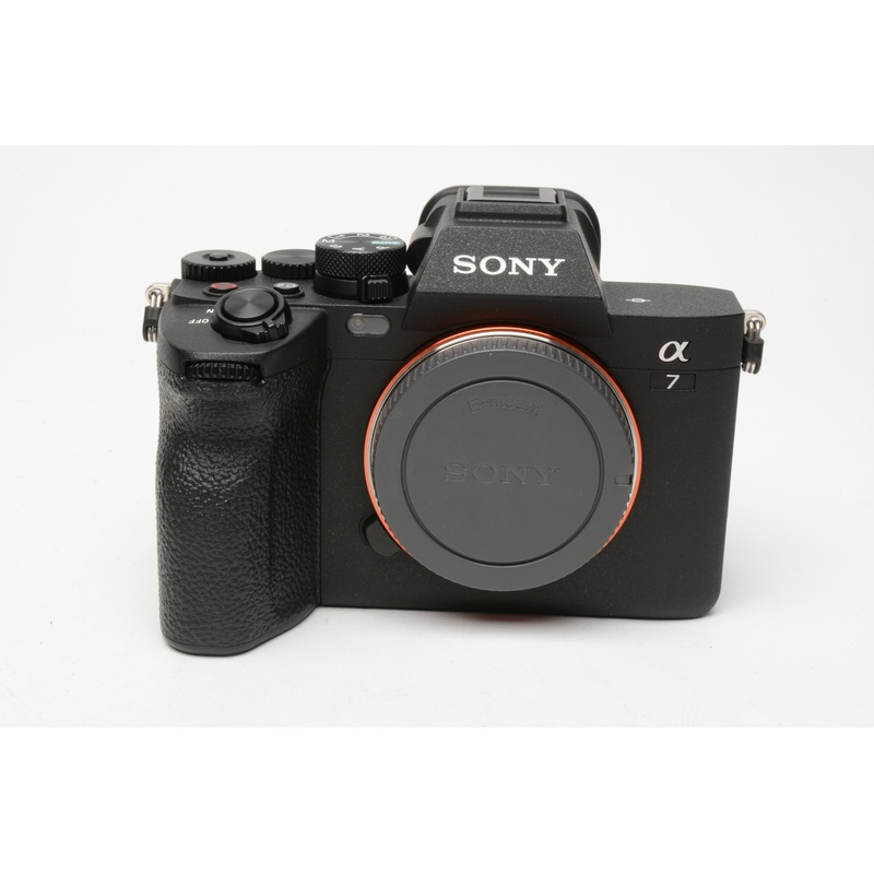 Sony A7 IV Mirrorless Body w/Batt+charger, Mint, Only 5221 Acts, Gorgeous!