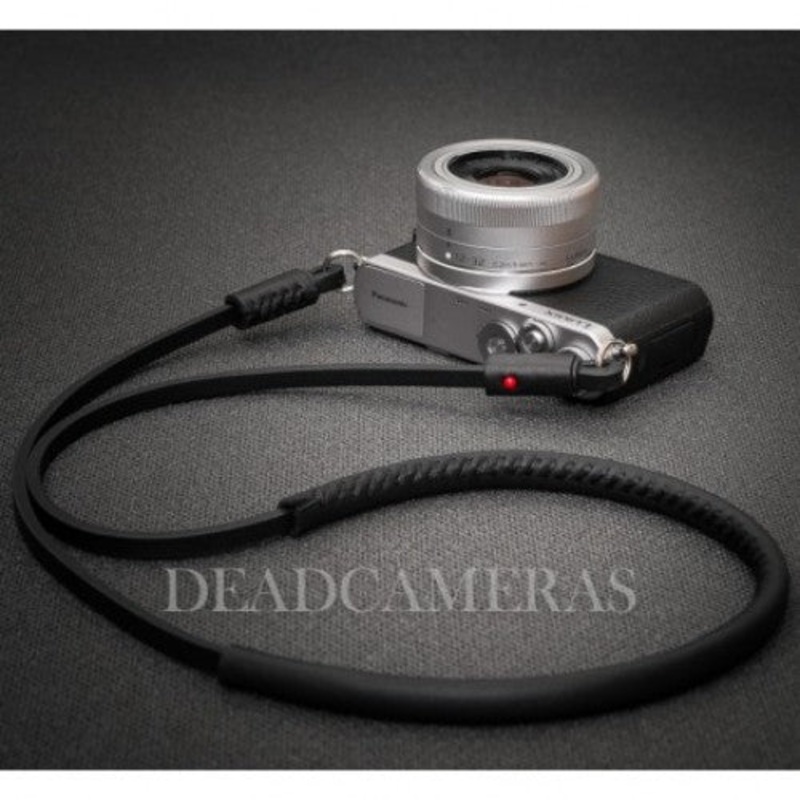 Deadcameras Black Nano Slim Strap / Red Dot 105cm