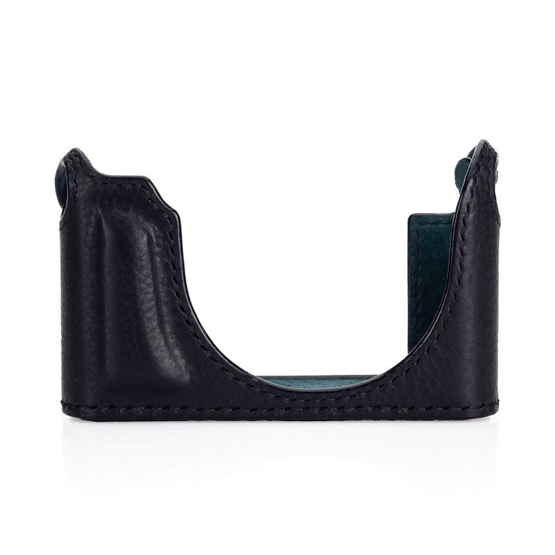 Arte di Mano Half Case for Leica D-Lux 7 & Typ 109 – Minerva Black with Black Stitching