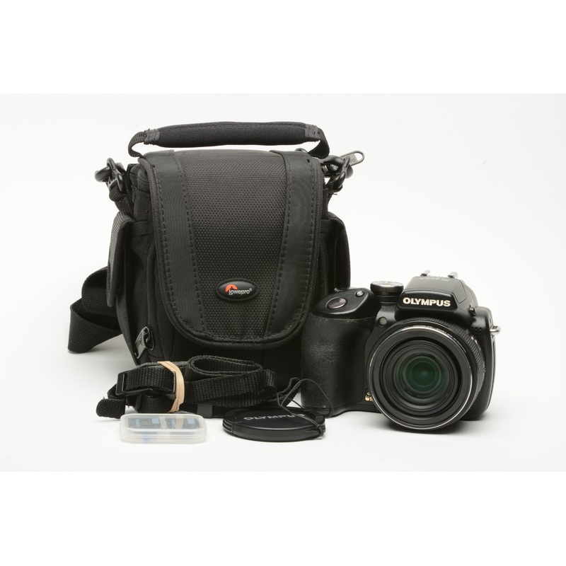 Olympus SP570UZ Digital Point&Shoot, Lowepro case, strap, cap, and 2X 32MB XD cards