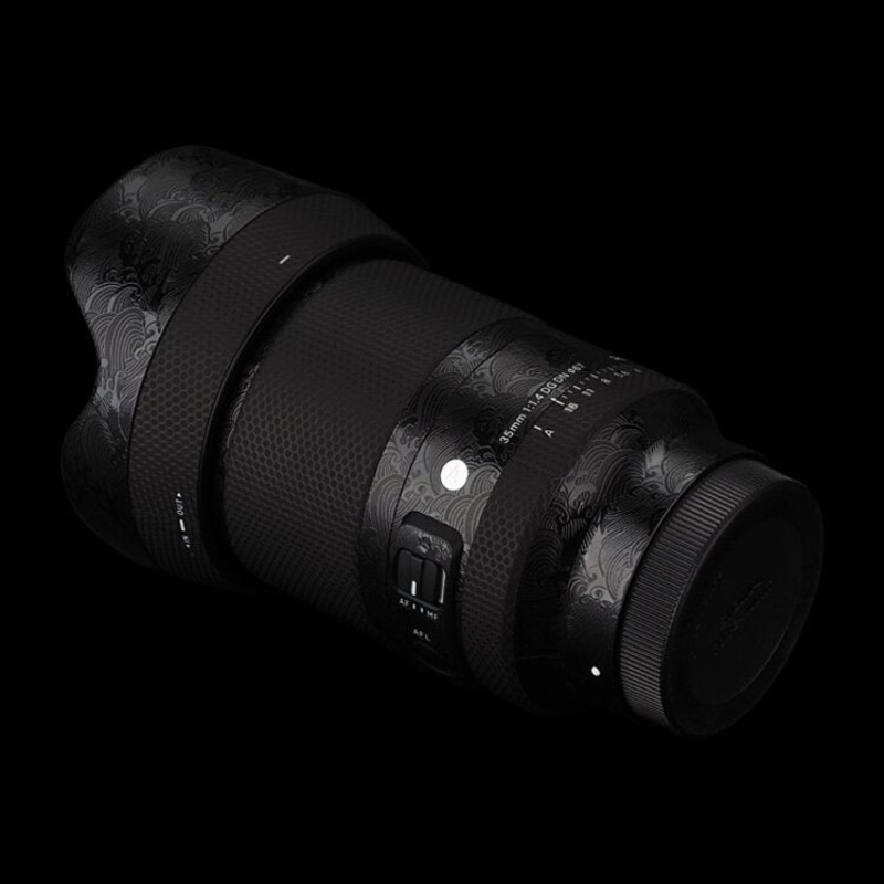SIGMA 35mm F1.4 DG DN ART (SONY E-Mount) Lens Skin Brushed Black