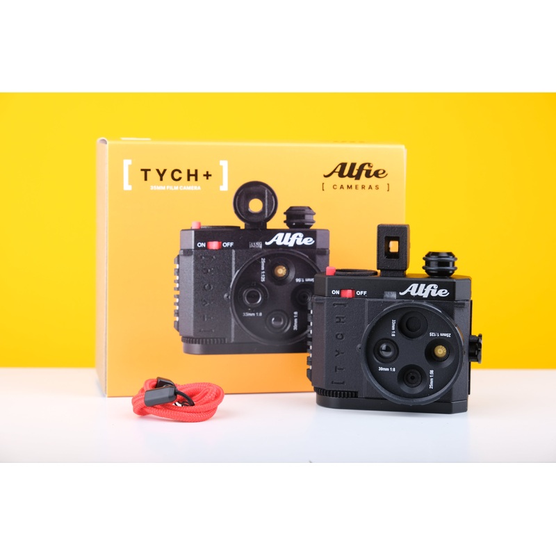 ALFIE TYCH + Premium 35mm Half-Frame Film Camera