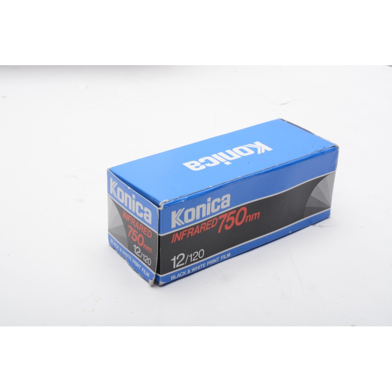 Konica Infrared 750nm Film 120 Black and white – Expired 02/2002