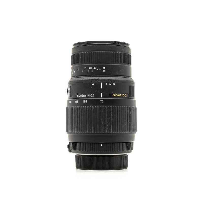 Sigma 70-300mm f/4-5.6 DG Macro – Nikon Fit