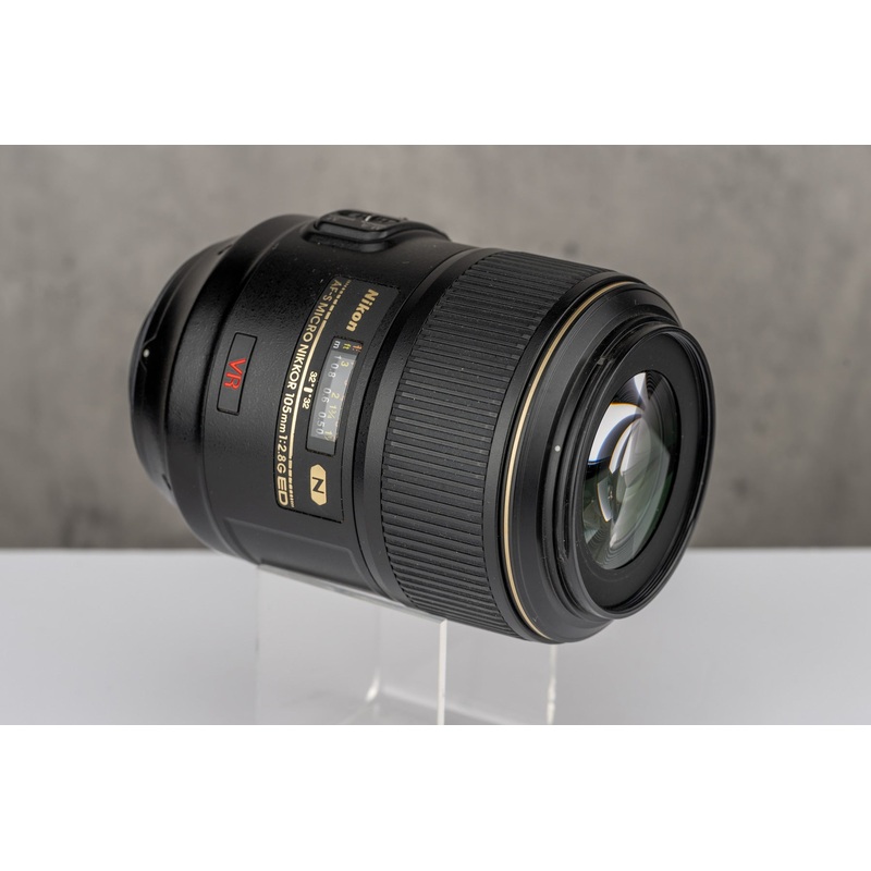 Used Nikon AF-S 105mm f/2.8G ED VR Macro Lens