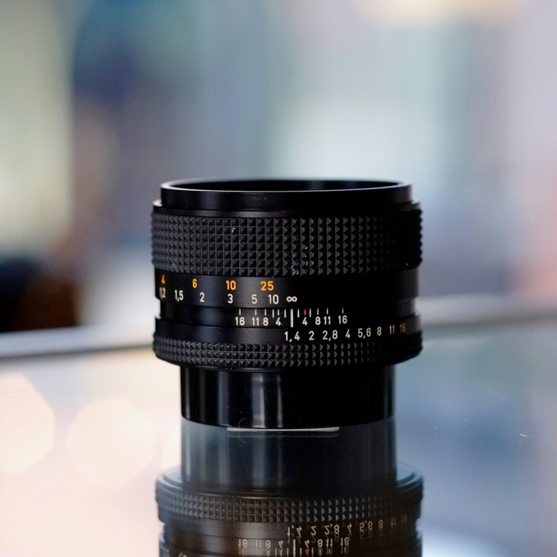 Carl Zeiss Planar 50mm f1.4 T* (AEJ)