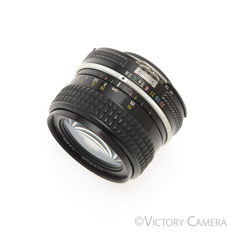 Nikon Nikkor 24mm f2.8 AI Wide Angle Prime Lens -Small Marks- [GOOD]