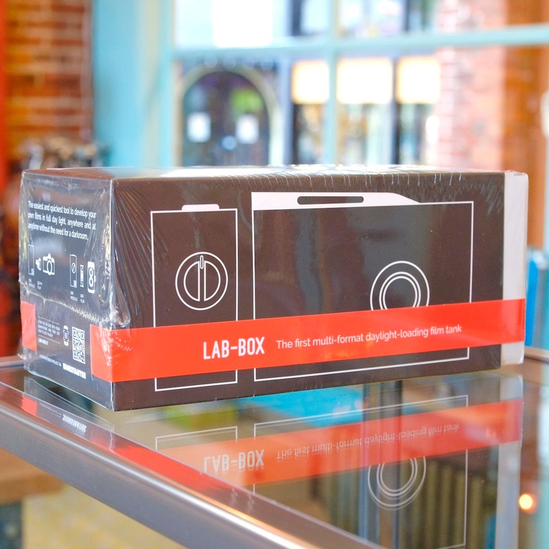 Lab-Box daylight processing tank for 35mm & 120