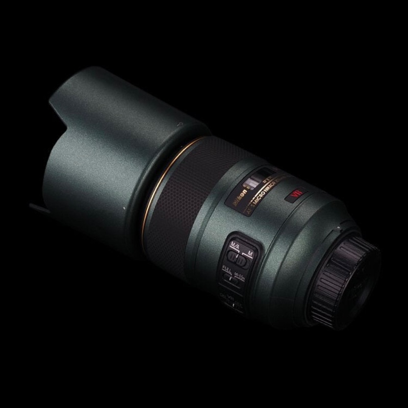 NIKON AF-S VR MICRO 105mm F2.8G IF-ED Lens Skin Brushed Black