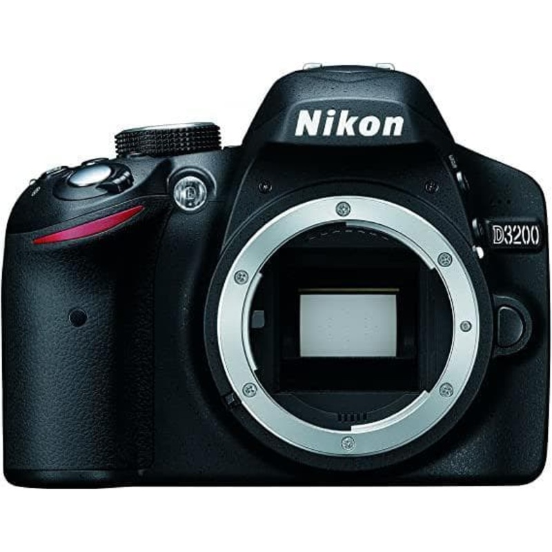 D3200 – Black + Nikon AF-S DX NIKKOR 18-55 mm f/3.5-5.6 G II ED f/3.5-5.6 G