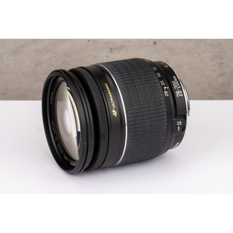 Used Canon EF 28-200mm f/3.5-5.6 USM Lens