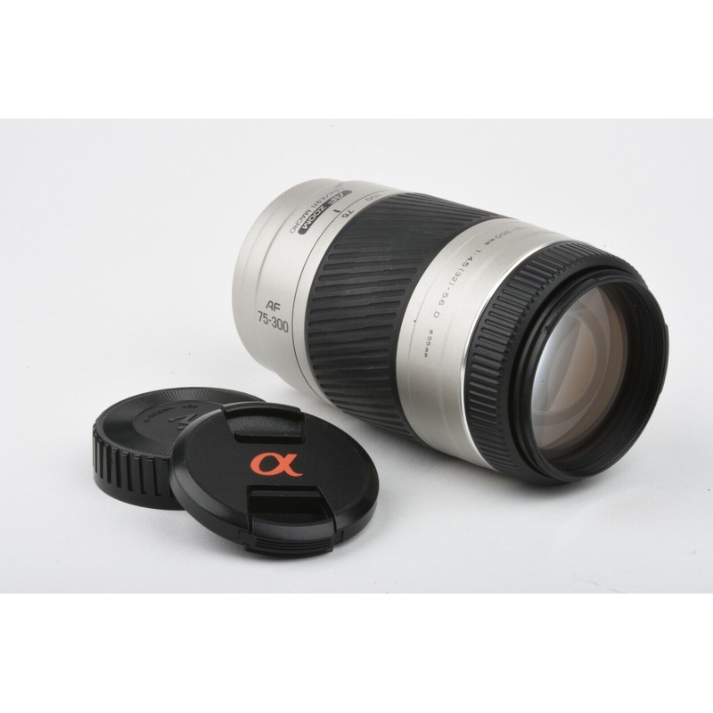 Minolta AF 75-300mm F4.5-5.6D Macro Zoom Lens, Caps, nice & clean